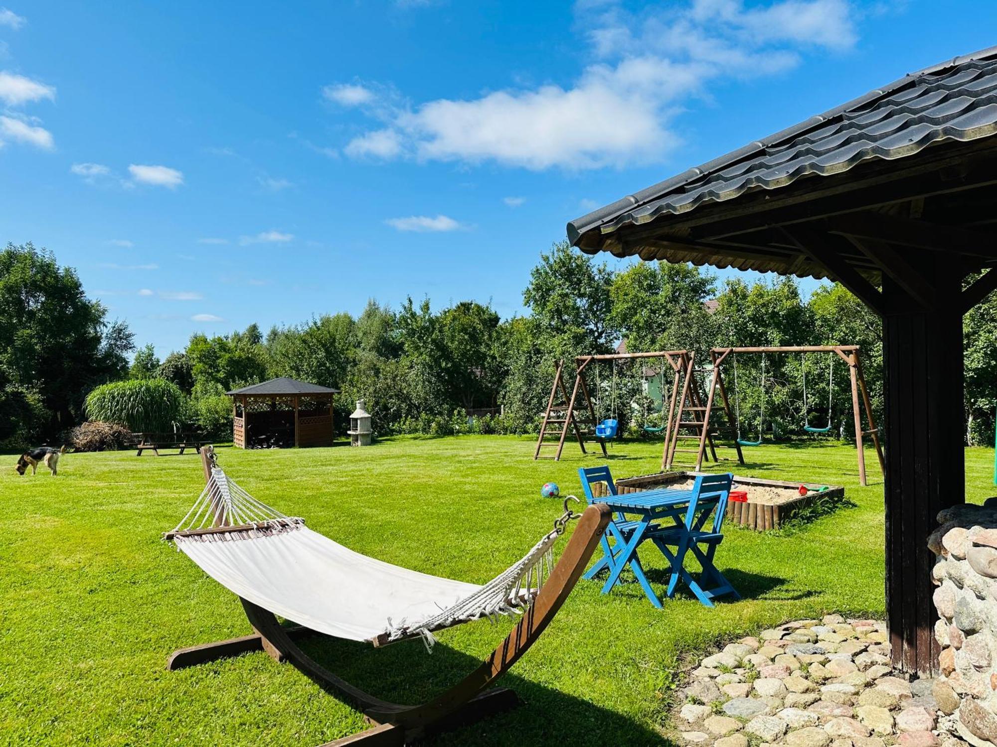 Na Poczatku - Apartamenty Ujście-Darłowskie Exteriör bild