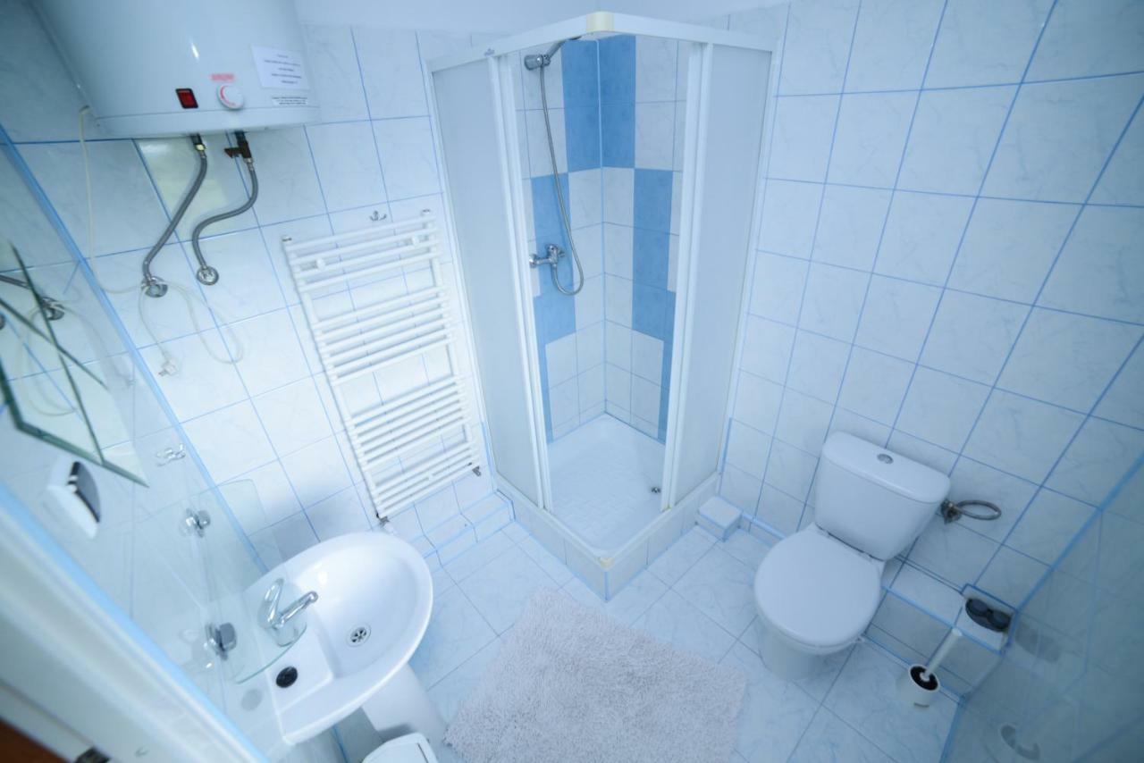 Na Poczatku - Apartamenty Ujście-Darłowskie Exteriör bild