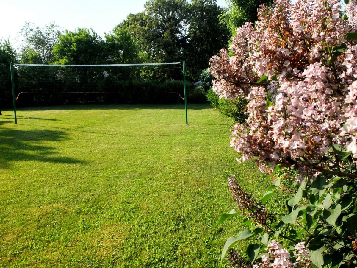 Na Poczatku - Apartamenty Ujście-Darłowskie Exteriör bild