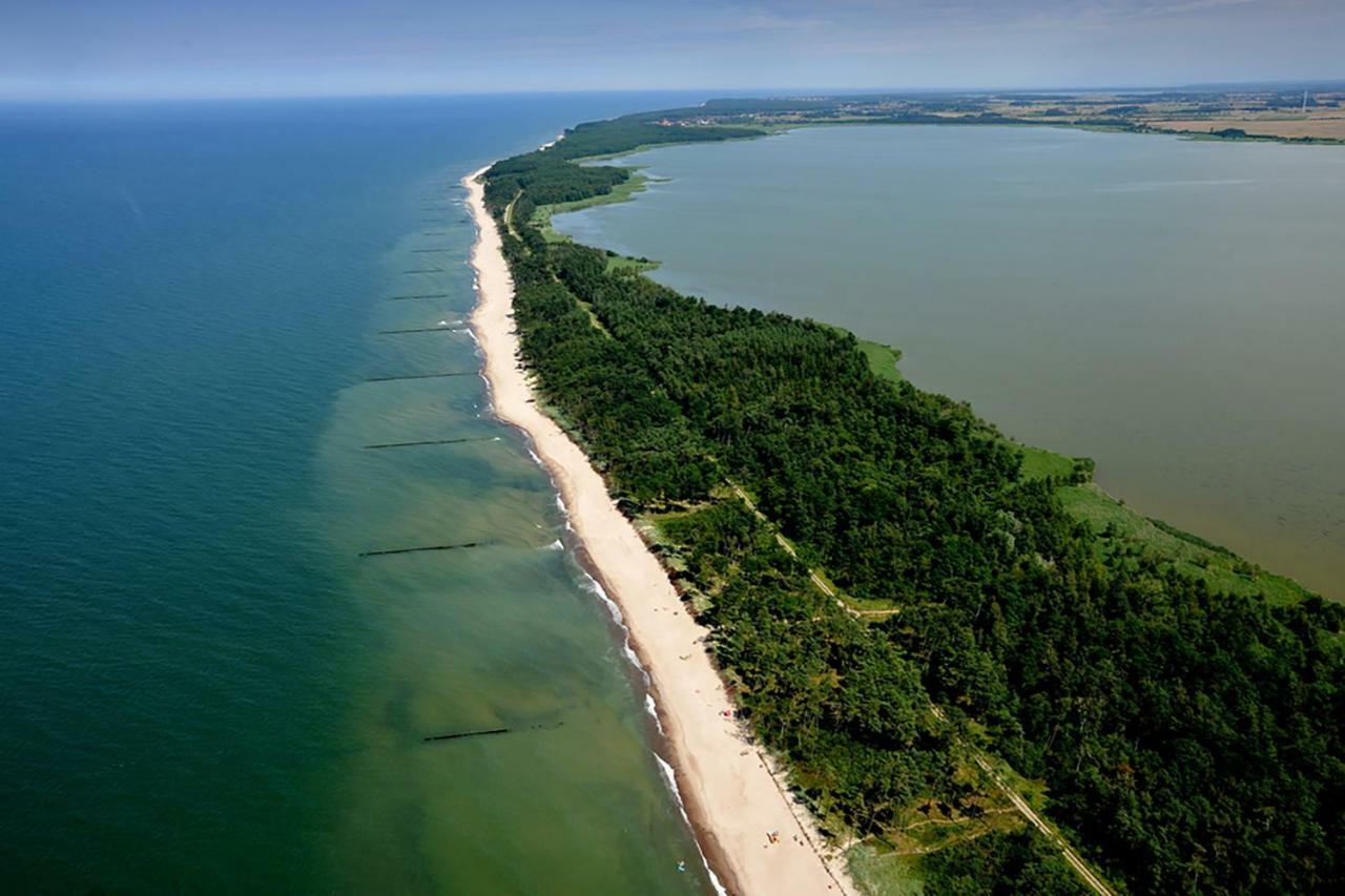 Na Poczatku - Apartamenty Ujście-Darłowskie Exteriör bild